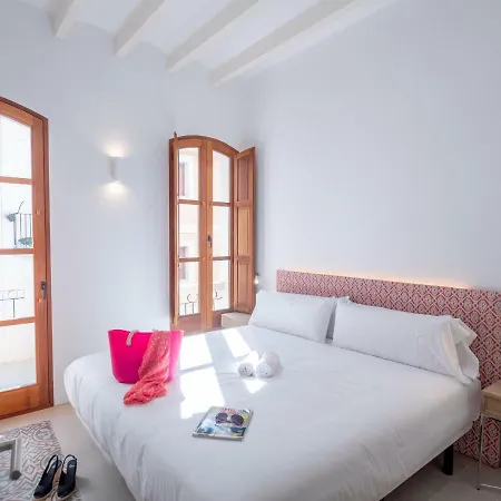 아파트 Es Palauet New Duplex In Center With Dalt Views 이비자타운